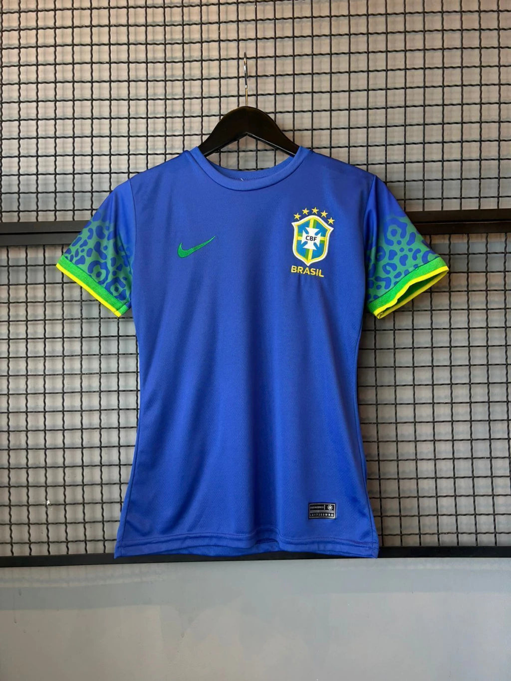 Camisa Feminina do Brasil 2022 azul - Nacional Premium
